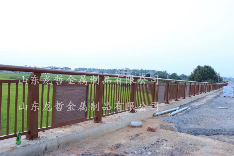 南昌?；韬虼蟮缞A護欄工程案例